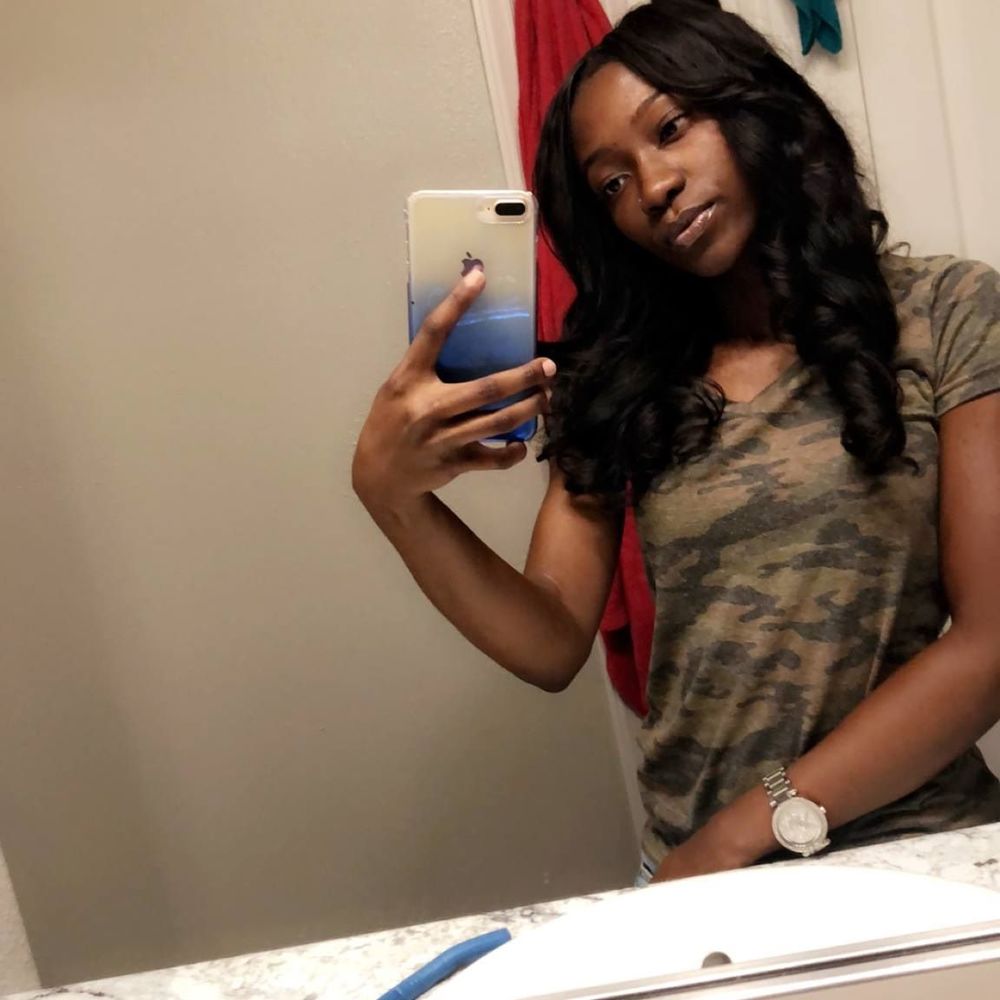 Meet your Posher, Faith